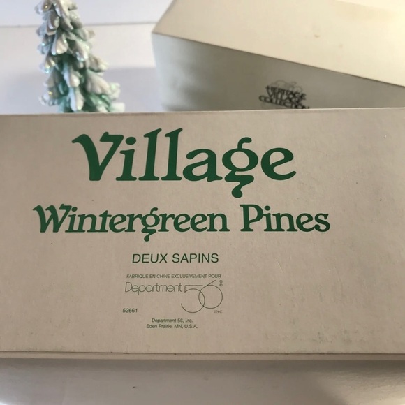 Department 56 Holiday Christmas Village Wintergreen Pines and Woodsmen‎ Sets - Picture 10 of 11